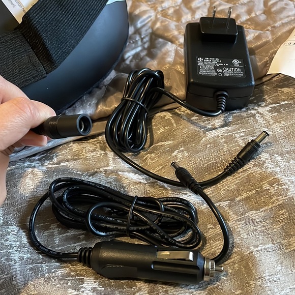 Neck massager brand new in box - Picture 4 of 8